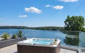 Apartament Premium nad jeziorem, przy samej plaży miejskiej